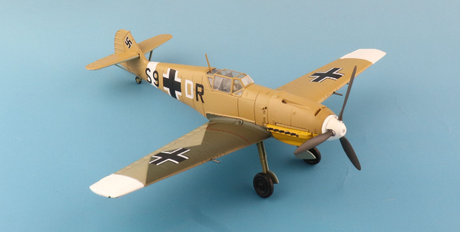 Hobby Master Air Power BF 109E-7 'Jabo' 7. /ZG1. Ribia, 1942 1/72 Scale