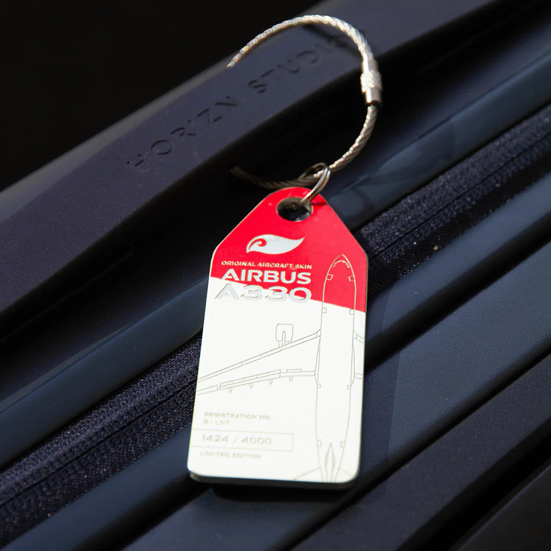 AviationTag Hongkong Airlines Airbus A330 - B-LNF Red/White