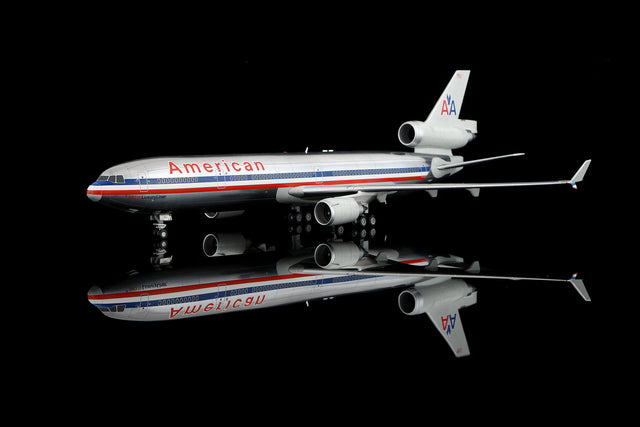 SQ Wings American Airlines McDonnell Douglas MD-11 N1766A 1/200 Aircraft Scale Model
