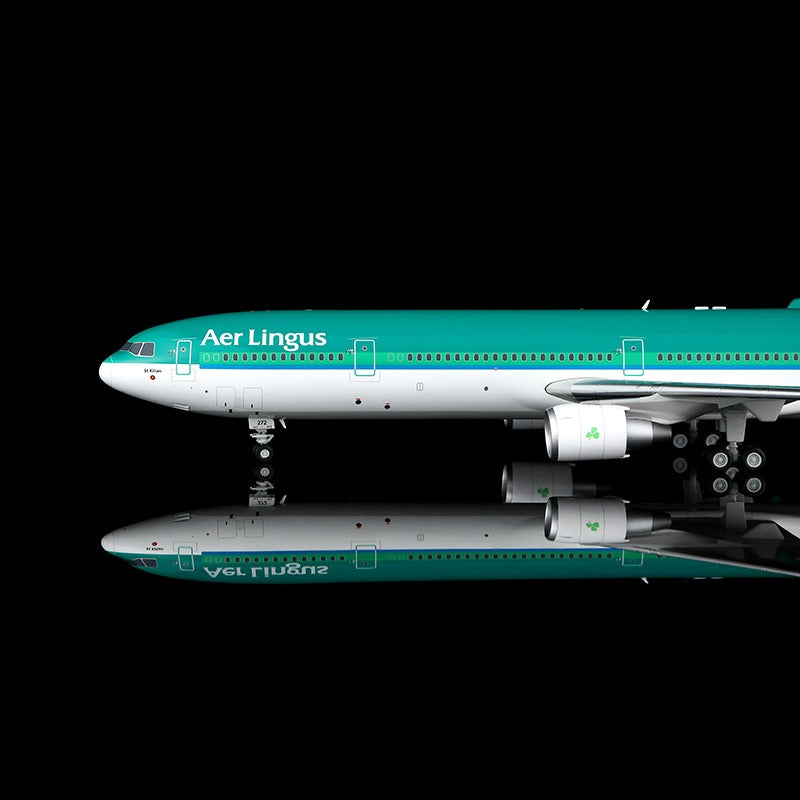 SQ Wings Aer Lingus McDonnell Douglas MD-11 N272WA 1/200 Aircraft Scale Model