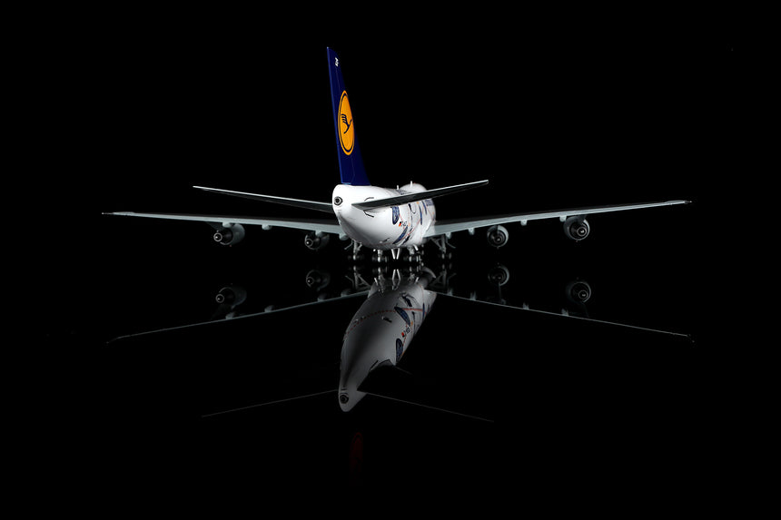 SQ Wings Lufthansa Cargo "Service Revolution" Boeing 747-200 D-ABZF Interactive Series 1/200 Scale Model