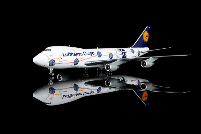 SQ Wings Lufthansa Cargo "Service Revolution" Boeing 747-200 D-ABZF Interactive Series 1/200 Scale Model