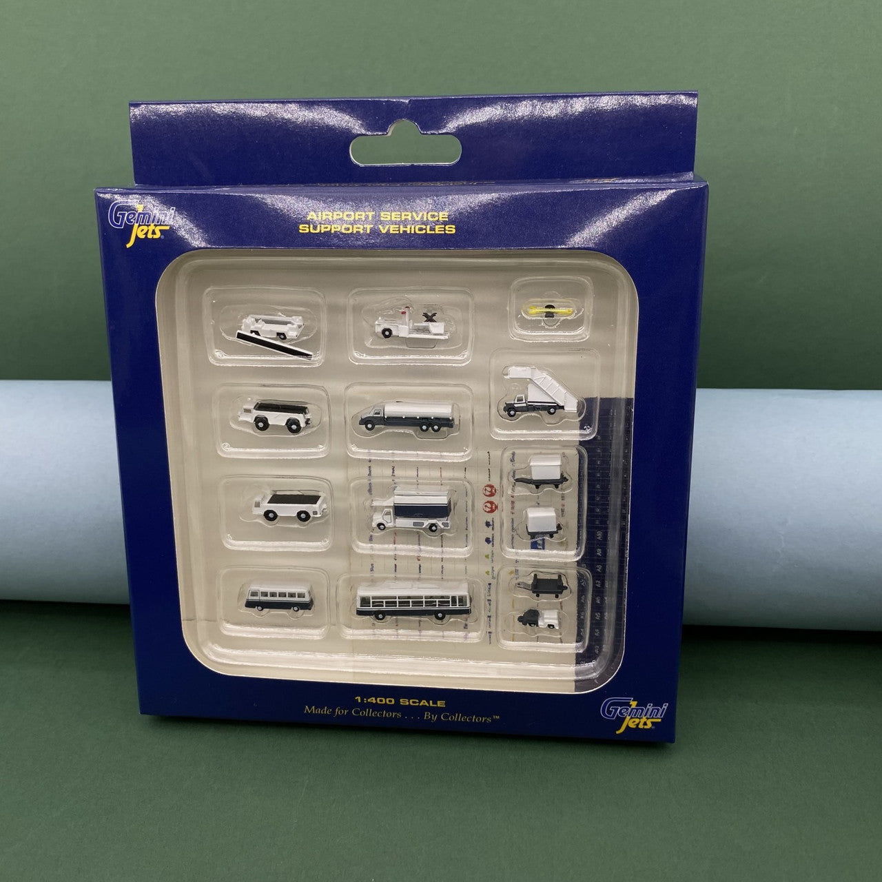 Gemini Jets Airport Accessories GSE 14 Piece Set 1/400 GJARPTSETA