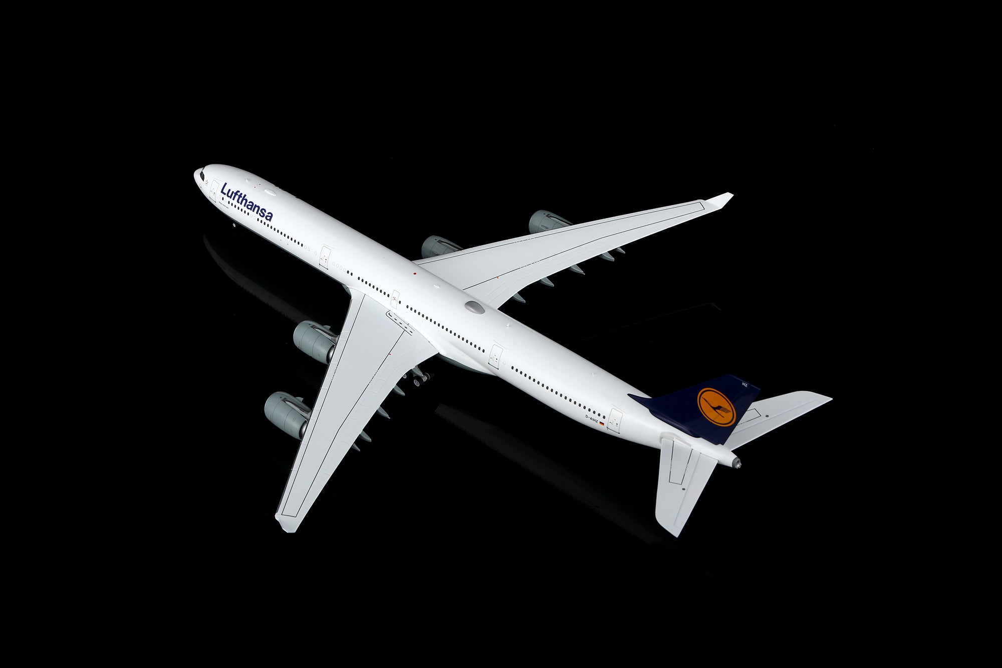 SQ Wings Lufthansa Airbus A340-600 D-AIHZ 1/200 Aircraft Scale