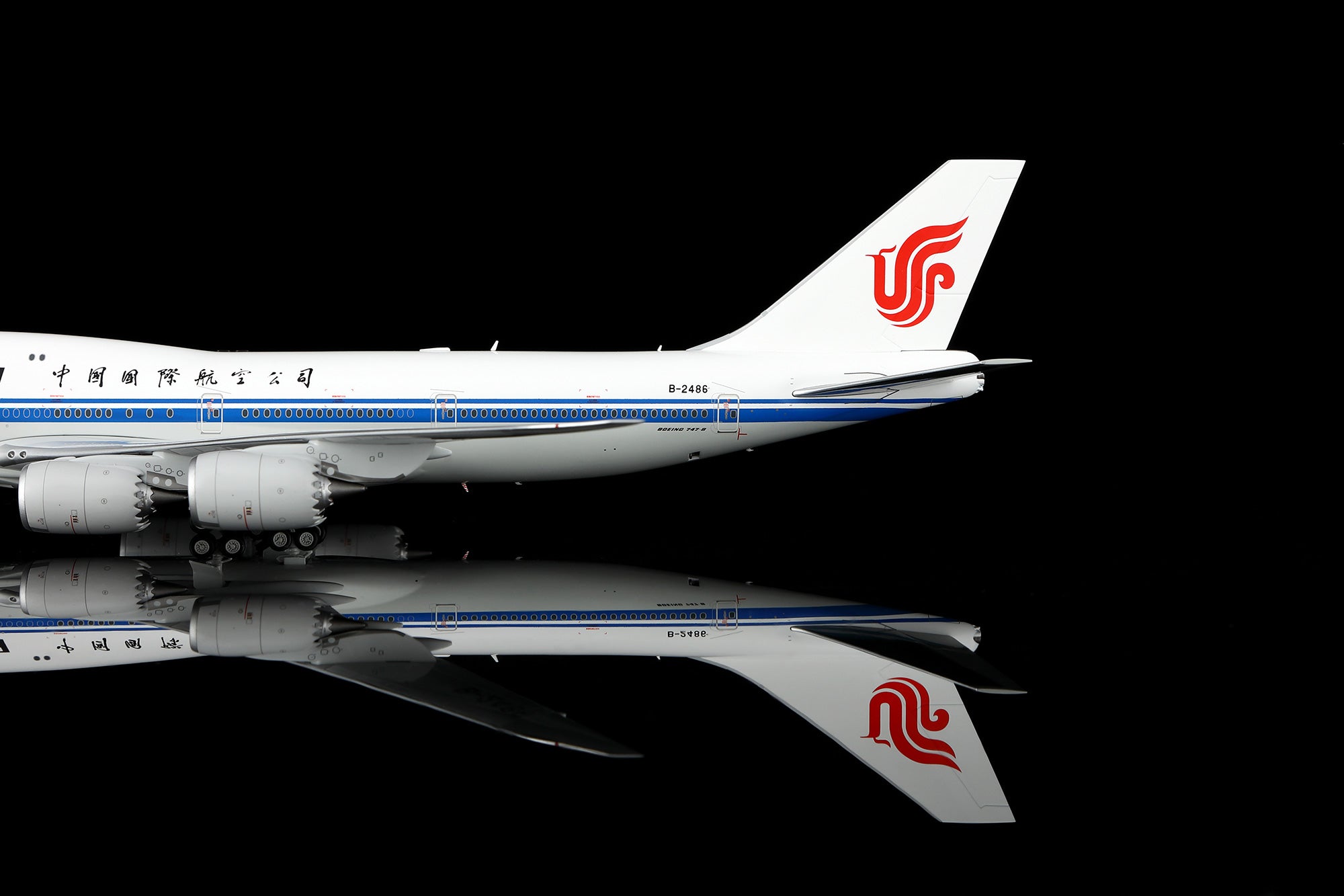 SQ Wings Air China Boeing B747-8 B-2486 1/200 Aircraft Scale Model