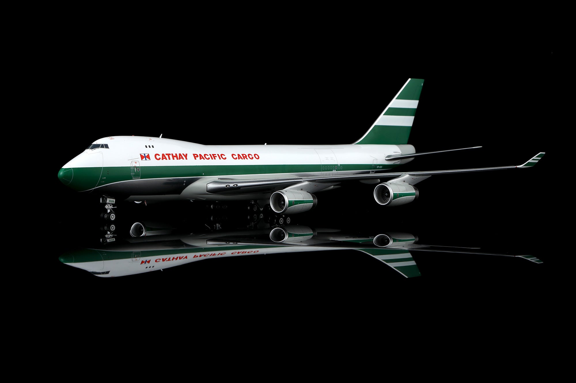 航空機・ヘリコプター hogan 1/200 B747-400ERF Cathay Pacific SQ Wings Cathay Pacific Cargo Boeing B747-400F VR-HUH 1/200