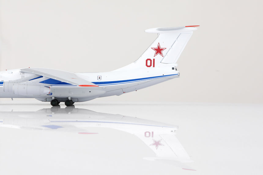 SQ Wings Russian Air Force Ilyushin IL-76MD Red 01 1/200 Aircraft Scale Model