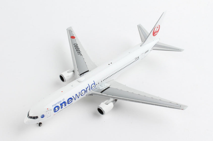 Phoenix JAL Boeing 767-300 One World JA8980 1/400