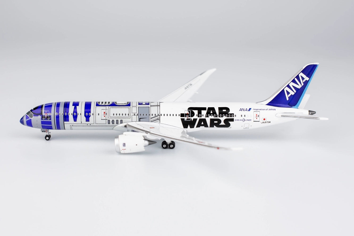 JetHut All Nippon Airways 787-9 Dreamliner JA873A (R2-D2 SW) 1/400 JetHut All Nippon Airways 787-9 Dreamliner JA873A (R2-D2 SW) 1/400