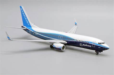 JC Wings Ryanair Boeing 737-800 (EI-DCL) 1/200 Aircraft Scale Model