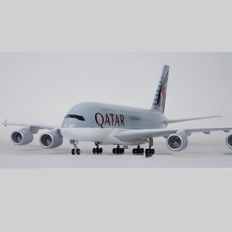 Qatar Airways Airbus A380-800 36.5cm Aircraft Model