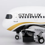 CUMO Wings Airbus A321neo Cute Aircraft Model – STARLUX Airlines Edition - Snap-Fit ABS Collectible Airplane with Display Stand 10.5×12.5×7.5 cm