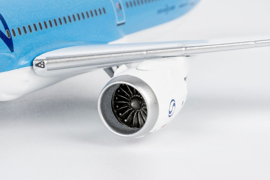 NG Models Korean Air (Korean Air's first 787-9 in 2025's livery) Boeing 787-9 Dreamliner HL8081 1/400 Aircraft Scale Model