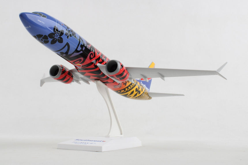 SkyMarks Southwest Airlines Boeing B737 Max 8 1/130 Aircraft Scale Model
