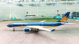 Phoenix Vietnam Airlines Airbus A330-200 1/400