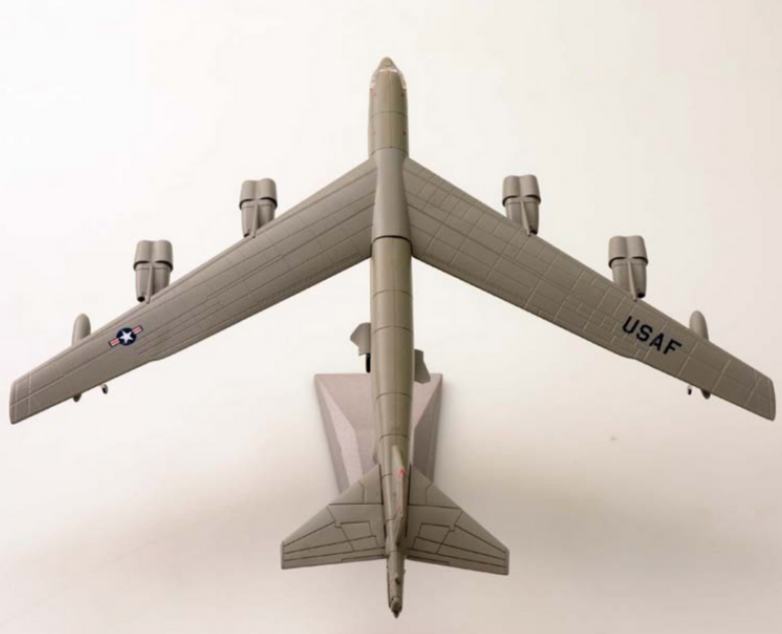 AMS Military USAF Boeing B-52 Stratofortress USA 1/200 Aircraft Scale Model