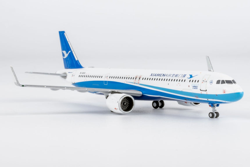 NG Models Xiamen Airlines "First Airbus for Xiamenair" sticker Airbus A321neo B-32CU 1/400 Aircraft Scale Model