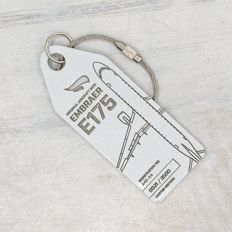 AviationTag Oman Air Embraer E175 - A4O-EA Silver