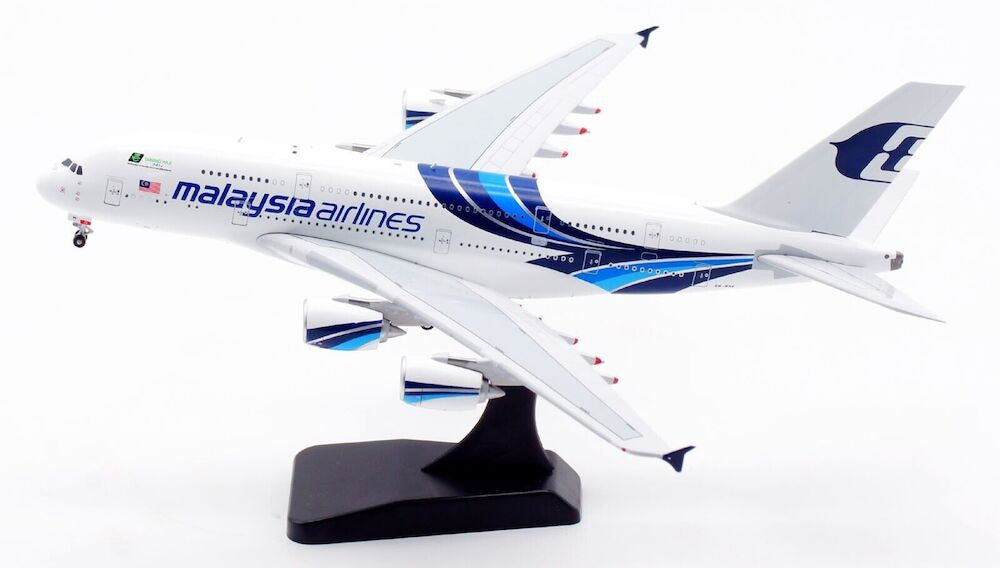 Aviation400 Malaysia Airlines Airbus A380-841 9M-MNE