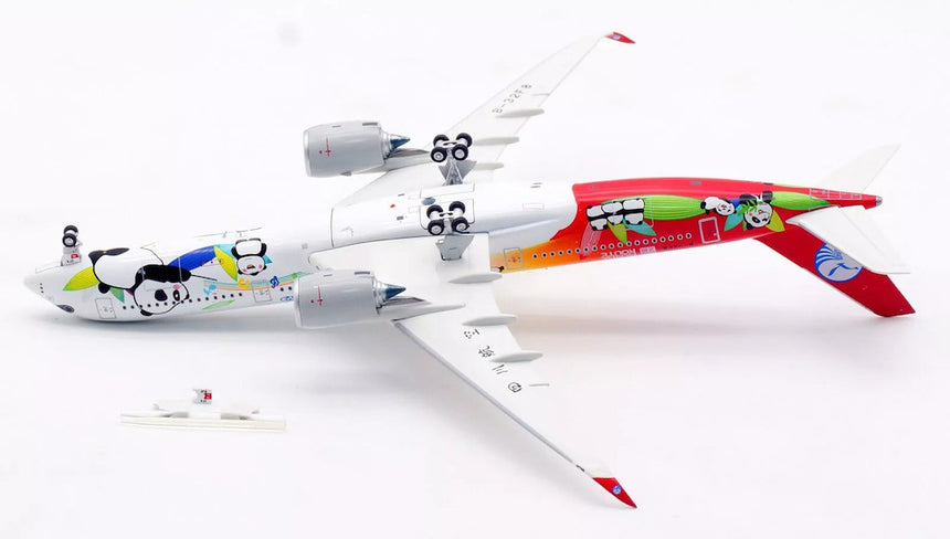 Aviation400 Sichuan Airlines Airbus A350-941 B-32F8 (with detachable gear) 1/400 Scale