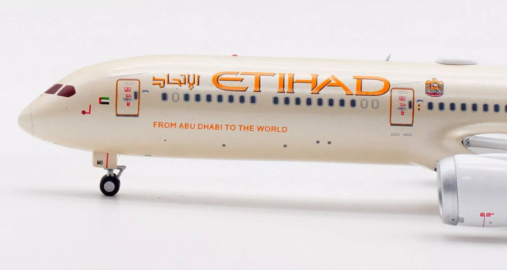 Aviation 1:400 エティハド航空 B787-10 A6-BMI Amazon.co.jp: 1:400 スケール エティハド航空 B787-10 A6-BMI