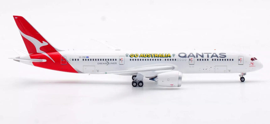 Aviation400 Qantas Boeing 787-9 Dreamliner "Go Australia" VH-ZNH (with detachable gear) 1/400 Aircraft Scale Model