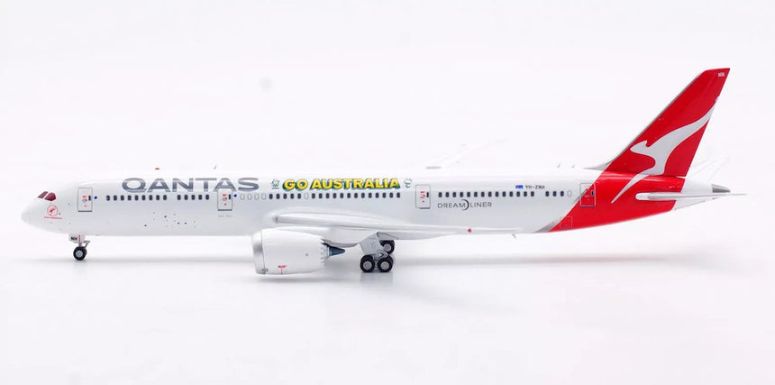 Aviation400 Qantas Boeing 787-9 Dreamliner "Go Australia" VH-ZNH (with detachable gear) 1/400 Aircraft Scale Model
