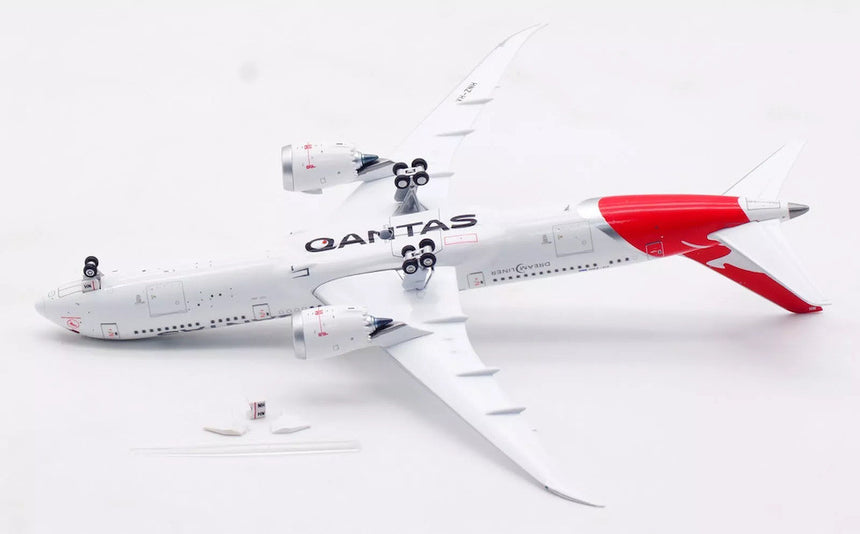 Aviation400 Qantas Boeing 787-9 Dreamliner "Go Australia" VH-ZNH (with detachable gear) 1/400 Aircraft Scale Model