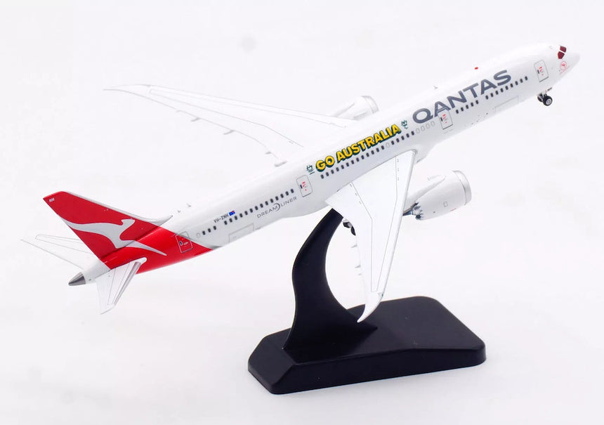 Aviation400 Qantas Boeing 787-9 Dreamliner "Go Australia" VH-ZNH (with detachable gear) 1/400 Aircraft Scale Model