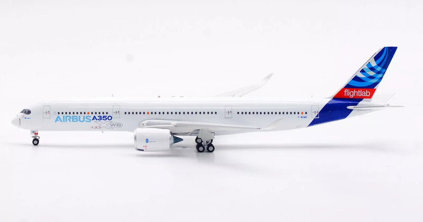 Aviation400 Airbus Industrie Airbus A350-941 F-WXWB (with detachable gear) 1/400 Scale