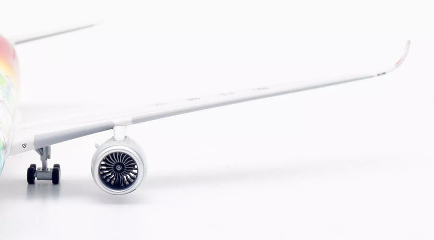 Aviation400 Sichuan Airlines Airbus A350-941 B-32G6 (with detachable gear) 1/400 Scale
