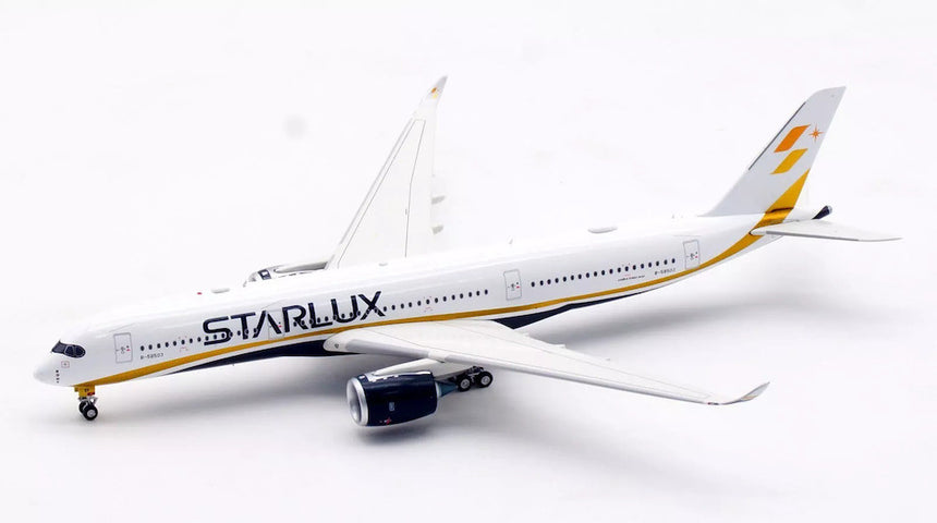 Aviation400 STARLUX Airlines Airbus A350-941 B-58503 (with detachable gear) 1/400 Scale