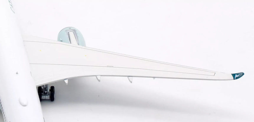 Aviation400 Cathay Pacific Airbus A350-941 B-LQA (with detachable gear) 1/400 Scale