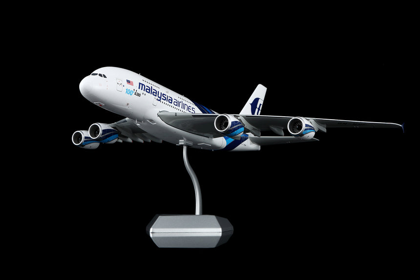 SQ Wings Malaysia Airlines Airbus A380 9M-MNF 1/200 Scale Model