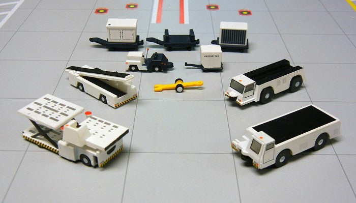 Gemini200 Airport Support Equipment Set 1/200 Scale