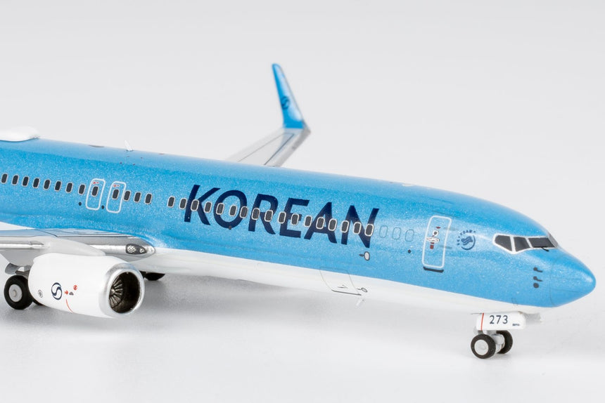 NG Models Korean Air (2025's livery) Boeing 737-900ER/w HL8273 1/400 Aircraft Scale Model