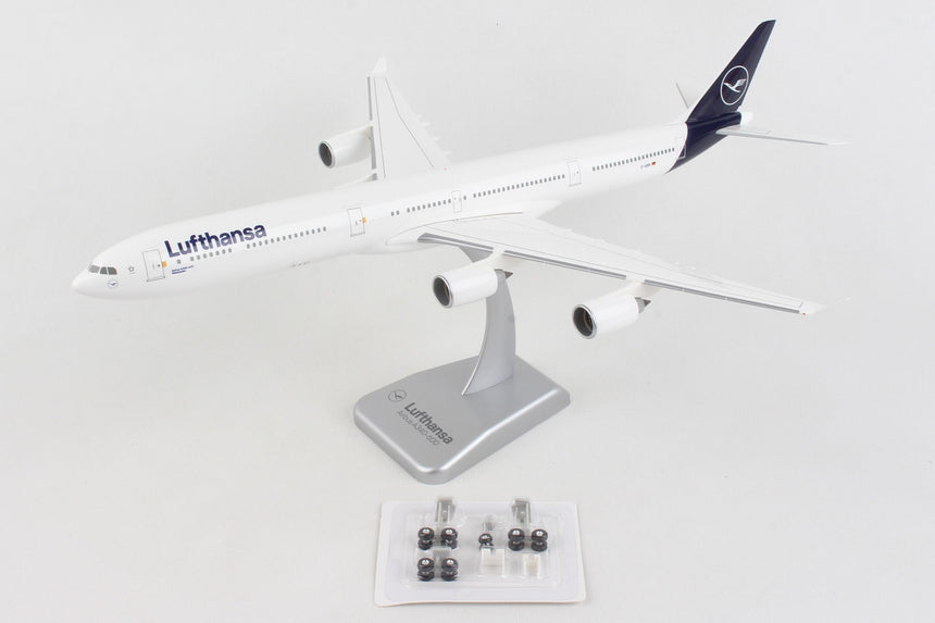 Hogan Lufthansa Airbus A340-600 New Livery D-AIHH 1/200 Aircraft Scale Model