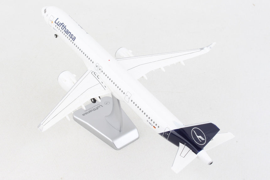 Hogan Lufthansa Airbus A321 NEO Lufthansa "SHARKLET" D-AIEA  1/200 Aircraft Scale Model
