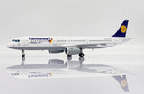 JC Wings Lufthansa Airbus A321 (D-AIDG) "Fanhansa" 1/200 Aircraft Scale Model