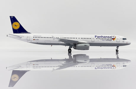 JC Wings Lufthansa Airbus A321 (D-AIDG) "Fanhansa" 1/200 Aircraft Scale Model