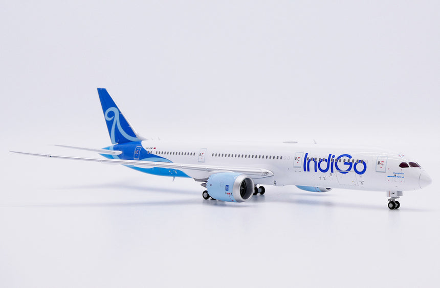 JC Wings IndiGo Boeing 787-9 Dreamliner (LN-FNC) 1/400 Aircraft Scale Model