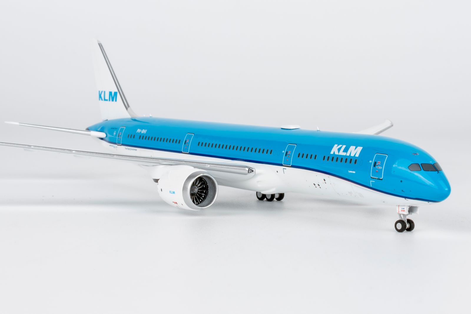 NG Models KLM Royal Dutch Airlines (tail without crown) Boeing 787