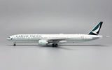 Phoenix Cathay Pacific Boeing B777-300 B-HNQ 1/400 Aircraft Scale Model