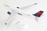 Delta Snap-fit Airbus A330-900neo N401DZ 1/200 Aircraft Scale Model