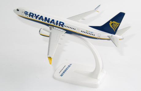 PPC Models Ryanair Boeing 737 MAX Snap-Fit Model Plane 1/200 Scale