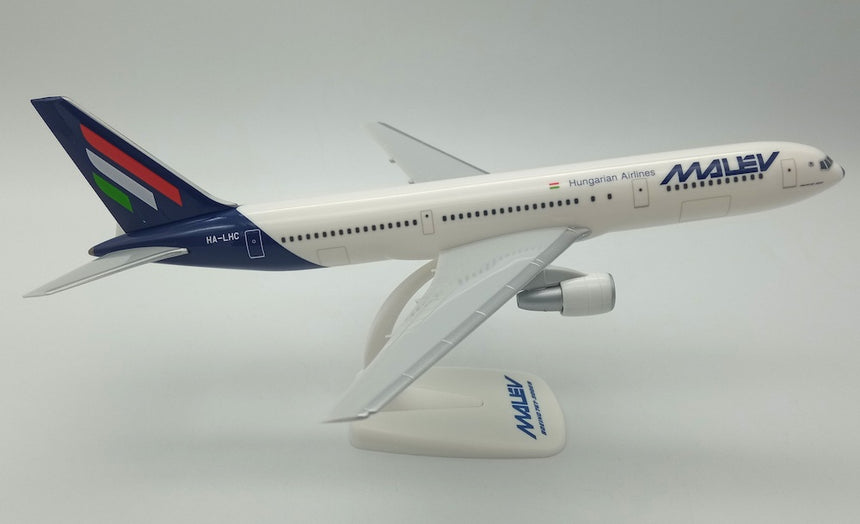 PPC Models Malev Boeing B767-300 HA-LHC 1/200 Aircraft Scale Model