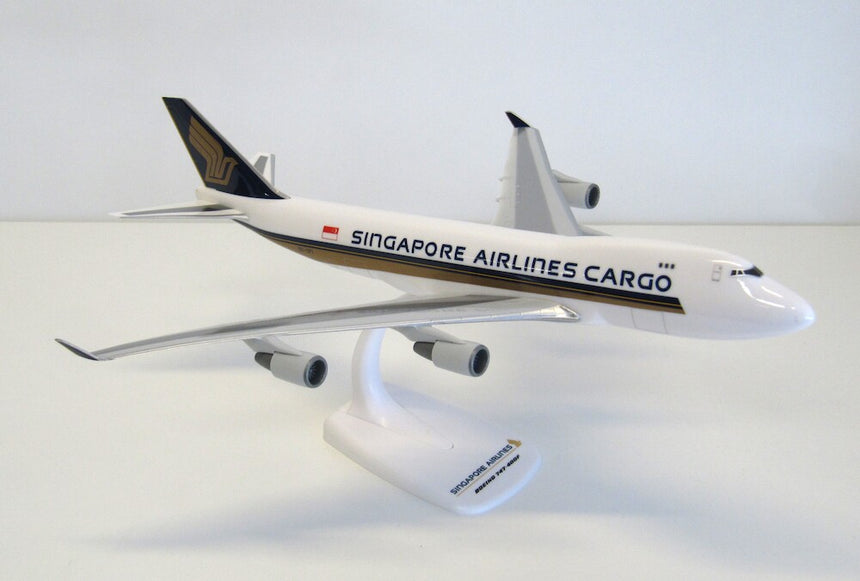 Singapore Airlines Boeing 747-400F 9V-SFI - Snap-Fit 1/250 Aircraft Scale Model