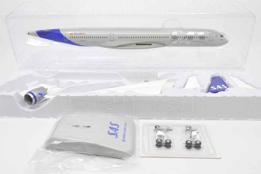 Hogan Wings SAS Scandinavian Airlines Airbus A350-900 1/200 Aircraft Scale Model
