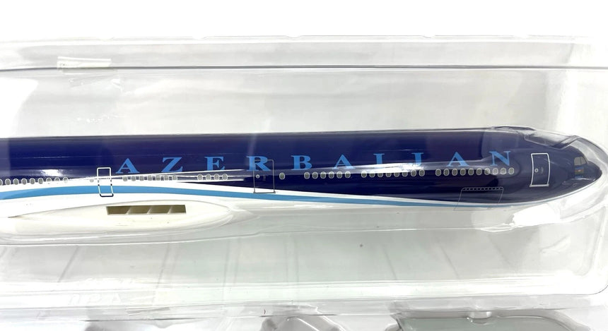 Hogan Azerbaijan Airlines Airbus A340-600 1/200 Aircraft Scale Model