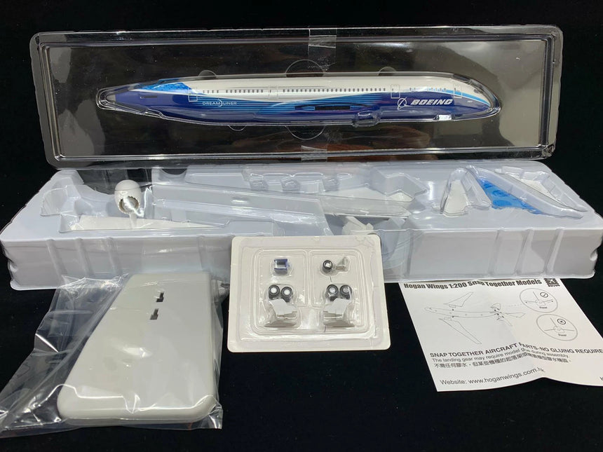 Hogan Boeing House Colors Boeing 787-8 1/200 Scale